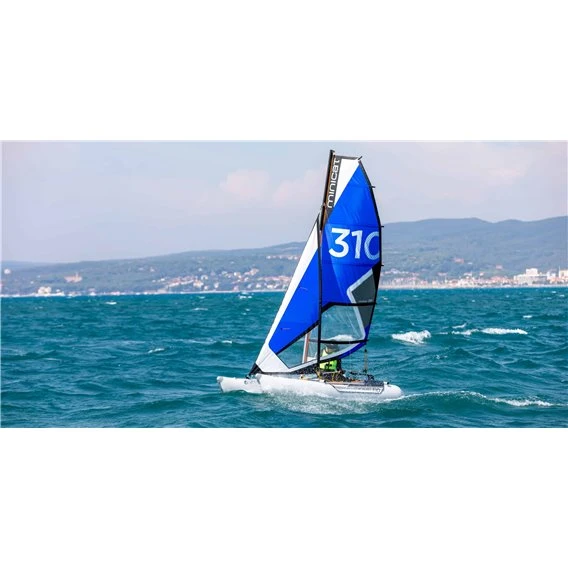MiniCat 310 Sport Katamaran Aufblasbares Segelboot 3 MiniCat 310 Sport Katamaran Aufblasbares Segelboot – Bild 3